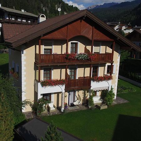 Apartments Vaiolet Santa Cristina Val Gardena Экстерьер фото