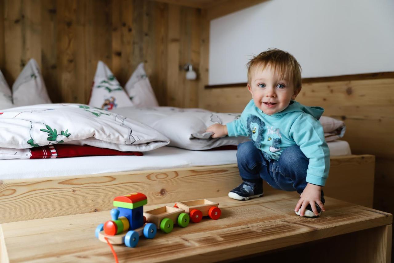 Apartments Vaiolet Santa Cristina Val Gardena Экстерьер фото