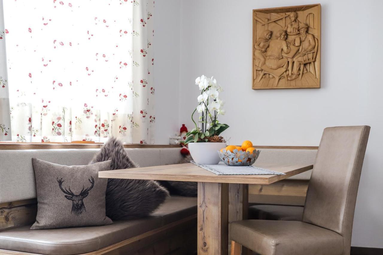 Apartments Vaiolet Santa Cristina Val Gardena Экстерьер фото